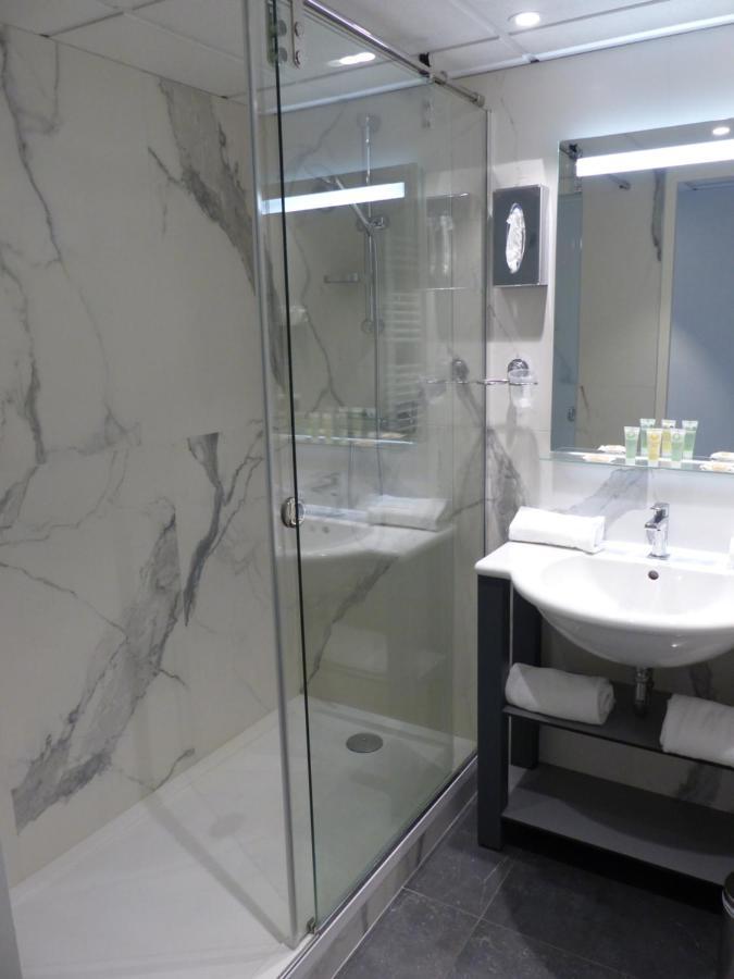 Western Alexandra 4*