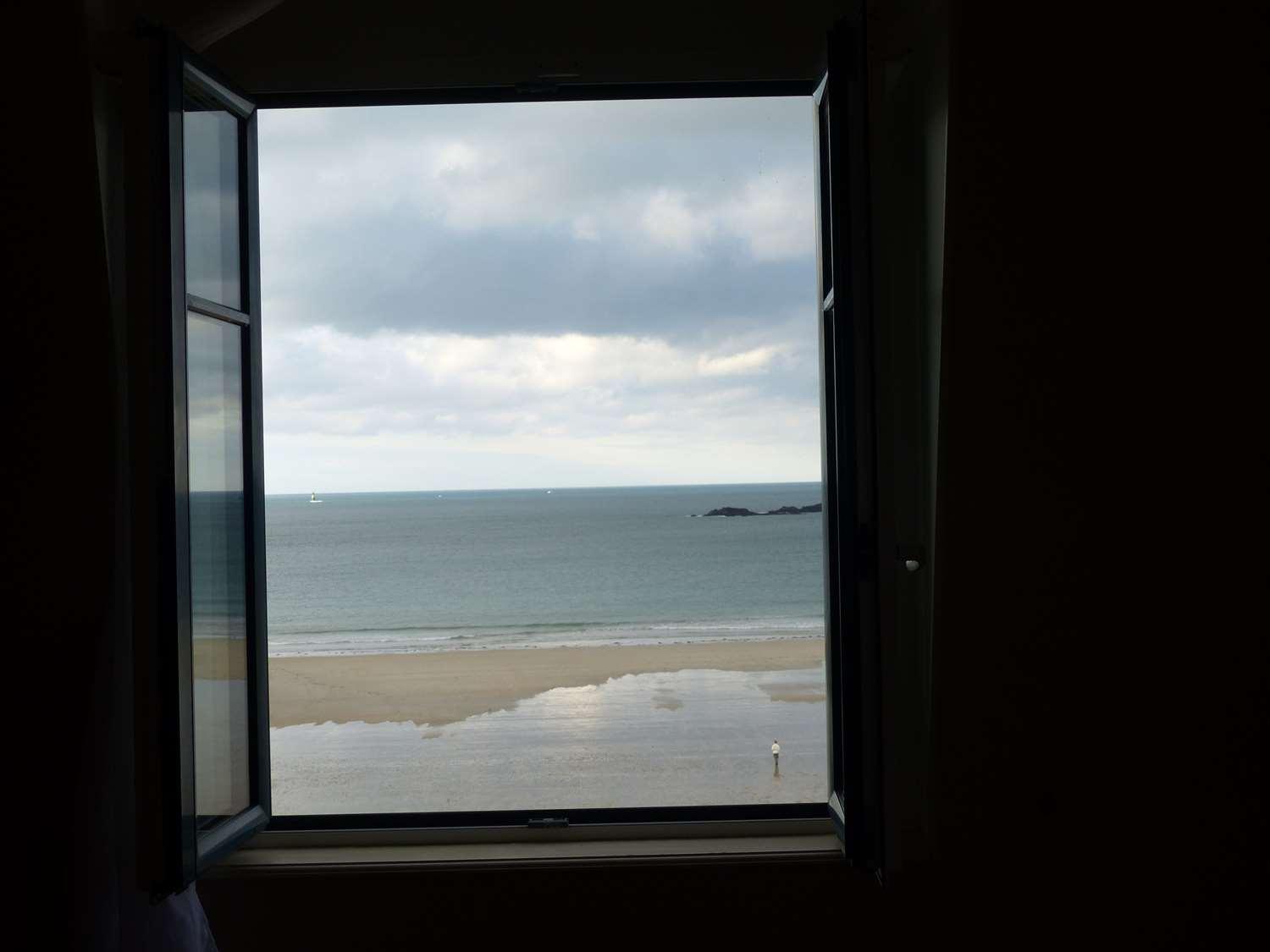 Western Alexandra Saint-Malo